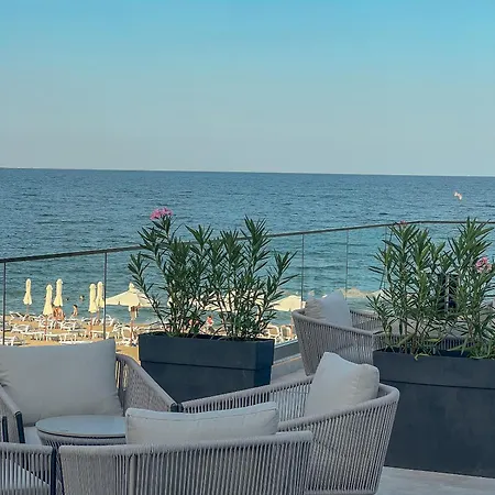 Grifid Noa ホテル 5*