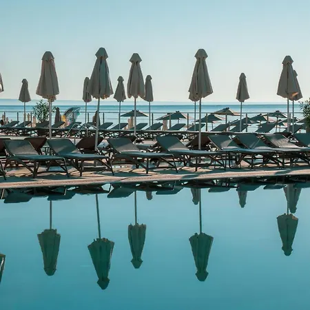 Grifid Noa ホテル