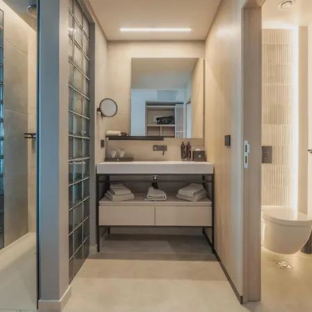 ホテル Grifid Noa