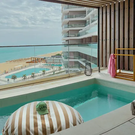 Grifid Noa ホテル