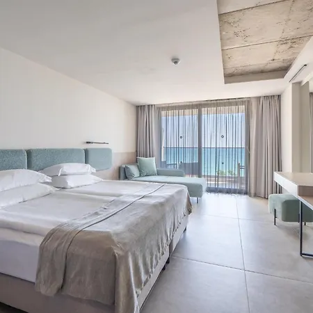 Grifid Noa ホテル