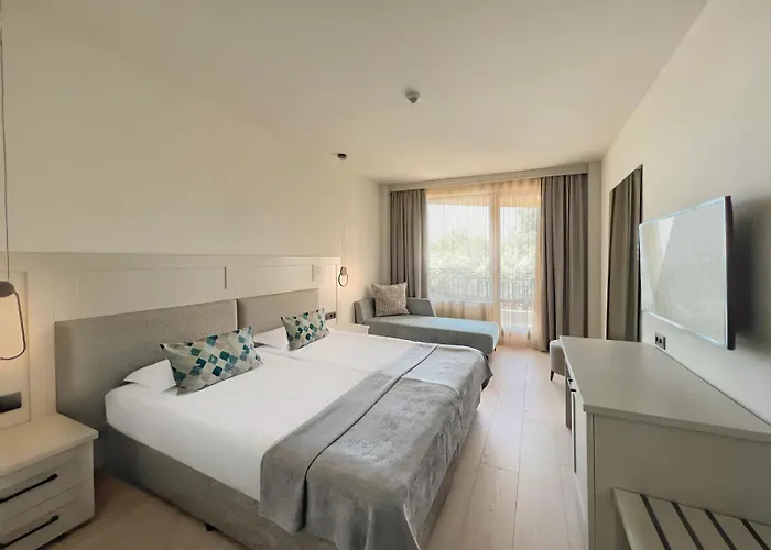 Grifid Noa Altın Kumlar